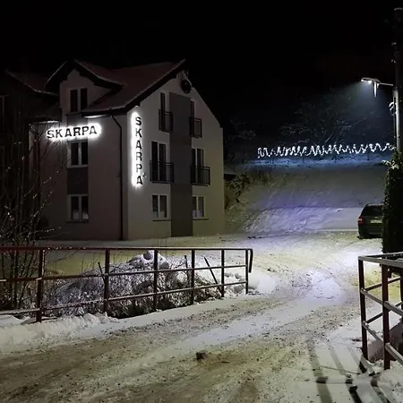 Privatunterkunft Skarpa *